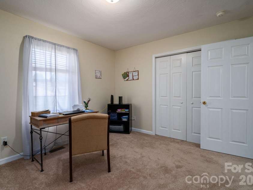1371 Millrace Drive, Conover, NC 28613.  MLS# CAR4303255, YatesRealty ID 2694. Bedroom 3