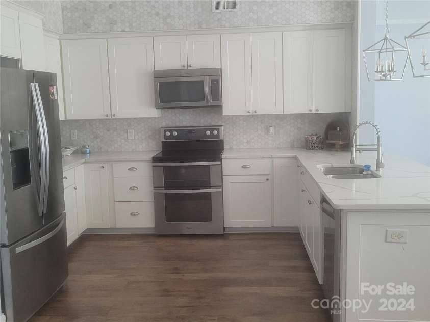 15 BayBreeze Lane, Beaufort, SC 29907.  MLS# CAR4193155, YatesRealty ID 2694. 