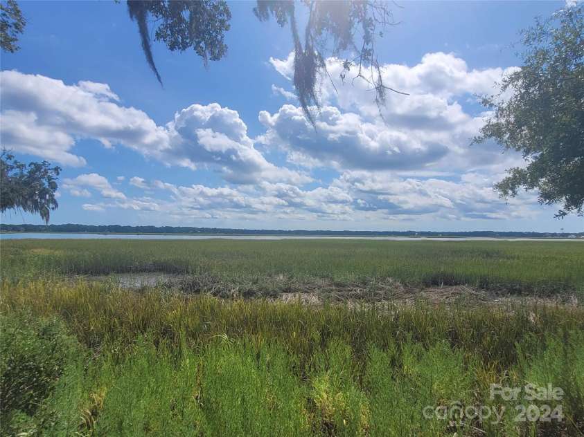 15 BayBreeze Lane, Beaufort, SC 29907.  MLS# CAR4193155, YatesRealty ID 2694. 