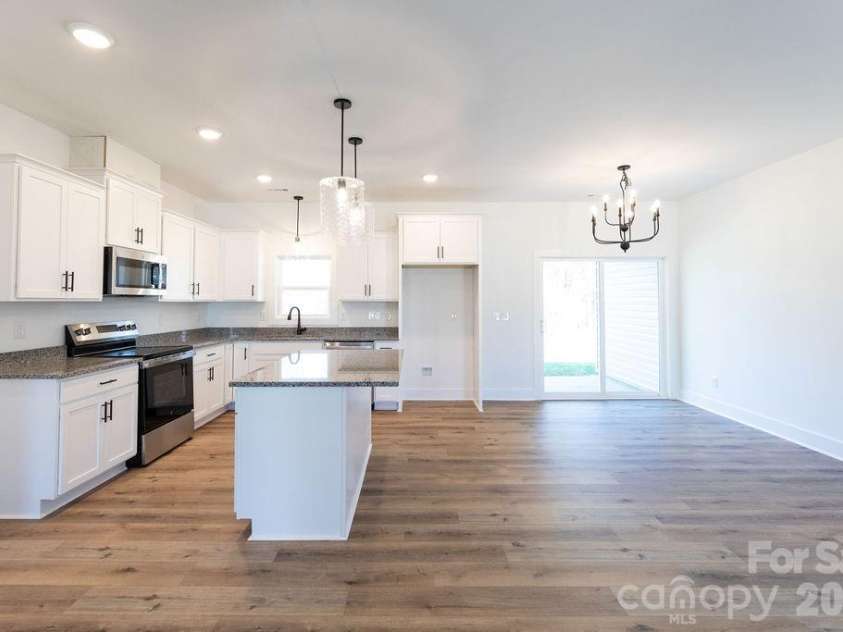 4018 Deerstone Lane, Clover, SC 29710.  MLS# CAR4298057, YatesRealty ID 2694. 