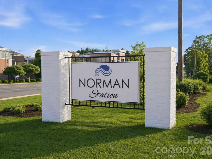 106 Nablus Trail, Mooresville, NC 28117.  MLS# CAR4388404, YatesRealty ID 26941. 