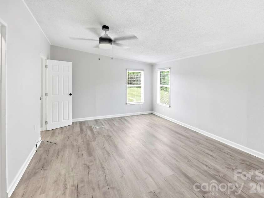 150 Pasture Trail, Rutherfordton, NC 28139.  MLS# CAR4388477, YatesRealty ID 26942. 