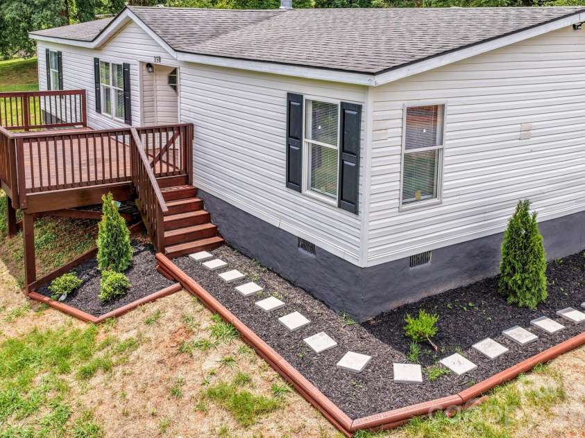 150 Pasture Trail, Rutherfordton, NC 28139.  MLS# CAR4388477, YatesRealty ID 26942. 