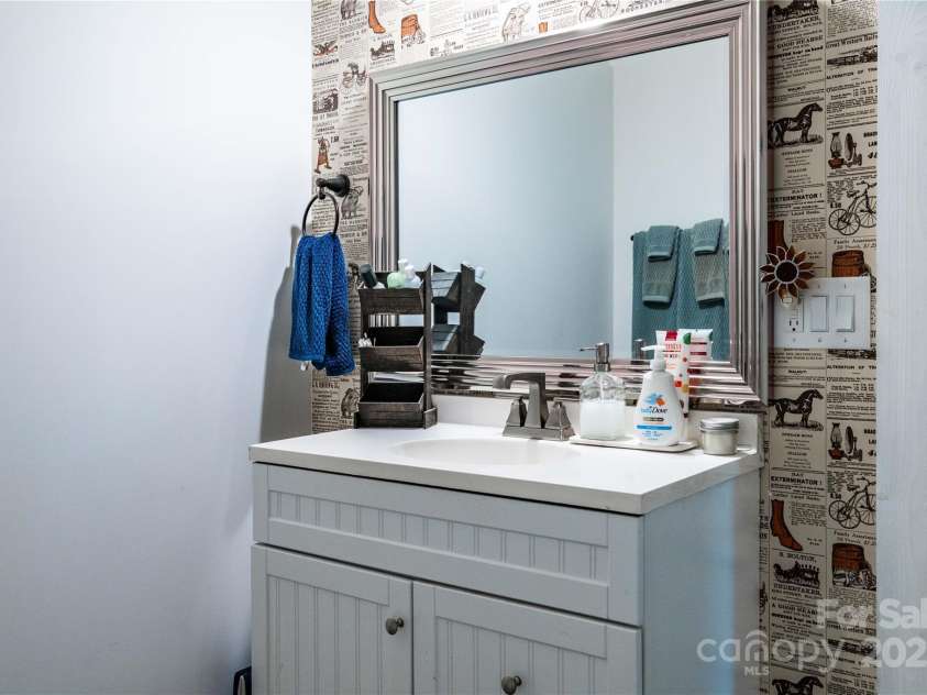 175 Shadow Spring Lane, Salisbury, NC 28144.  MLS# CAR4282292, YatesRealty ID 26943. 