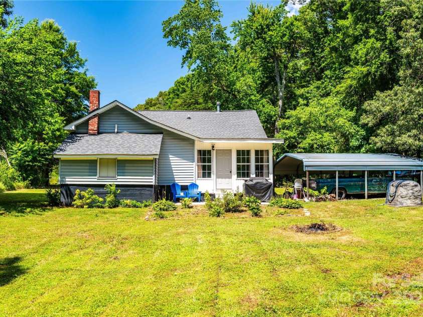 175 Shadow Spring Lane, Salisbury, NC 28144.  MLS# CAR4282292, YatesRealty ID 26943. 