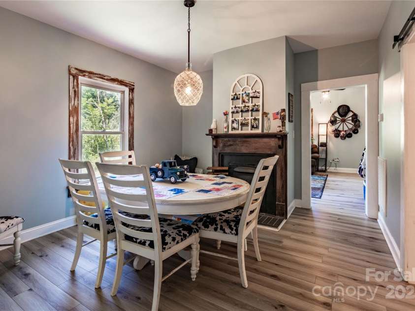 175 Shadow Spring Lane, Salisbury, NC 28144.  MLS# CAR4282292, YatesRealty ID 26943. Dining room