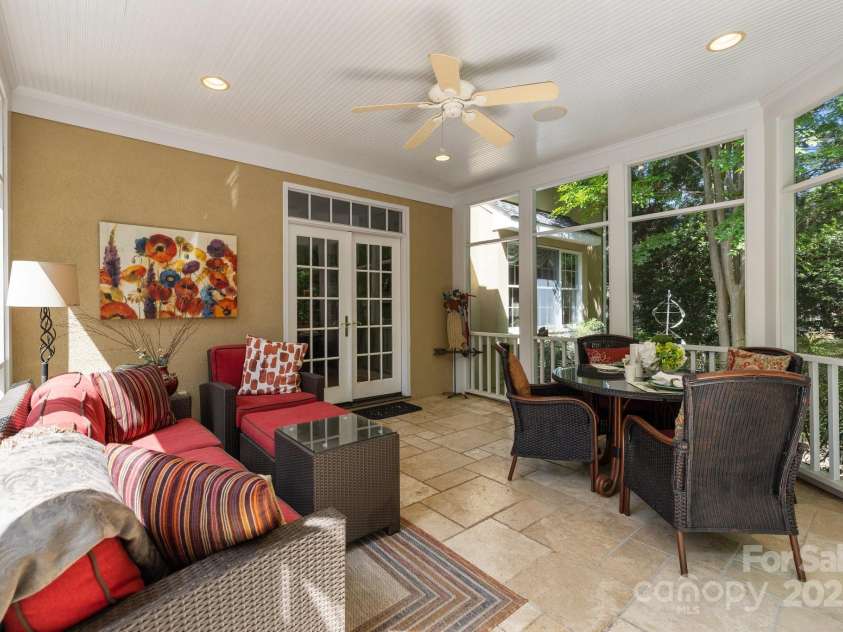6914 Riesman Lane, Charlotte, NC 28210.  MLS# CAR4250968, YatesRealty ID 26944. 