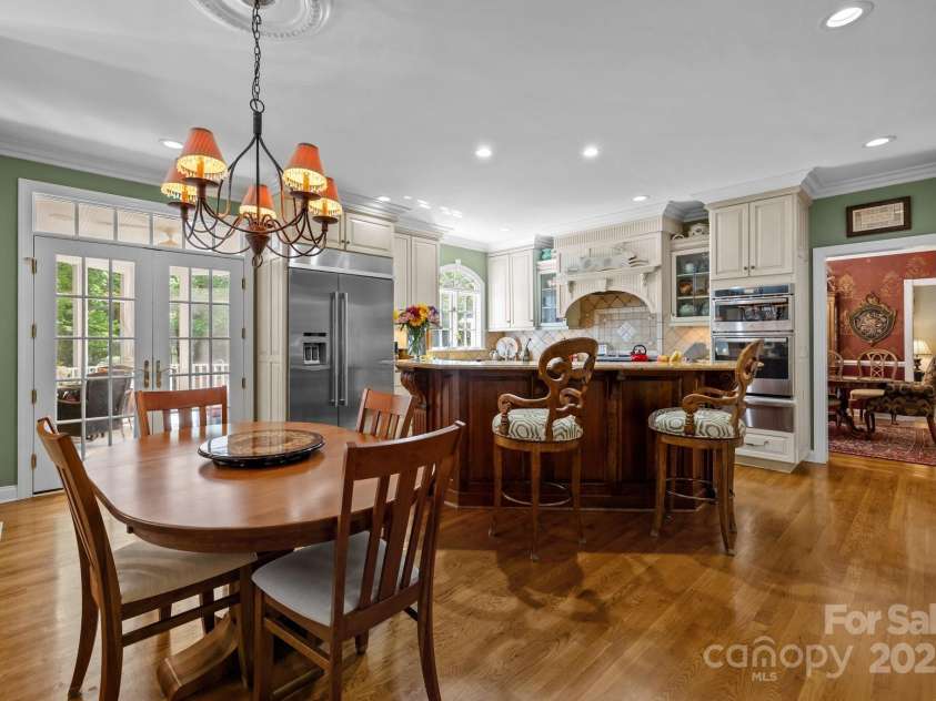 6914 Riesman Lane, Charlotte, NC 28210.  MLS# CAR4250968, YatesRealty ID 26944. 