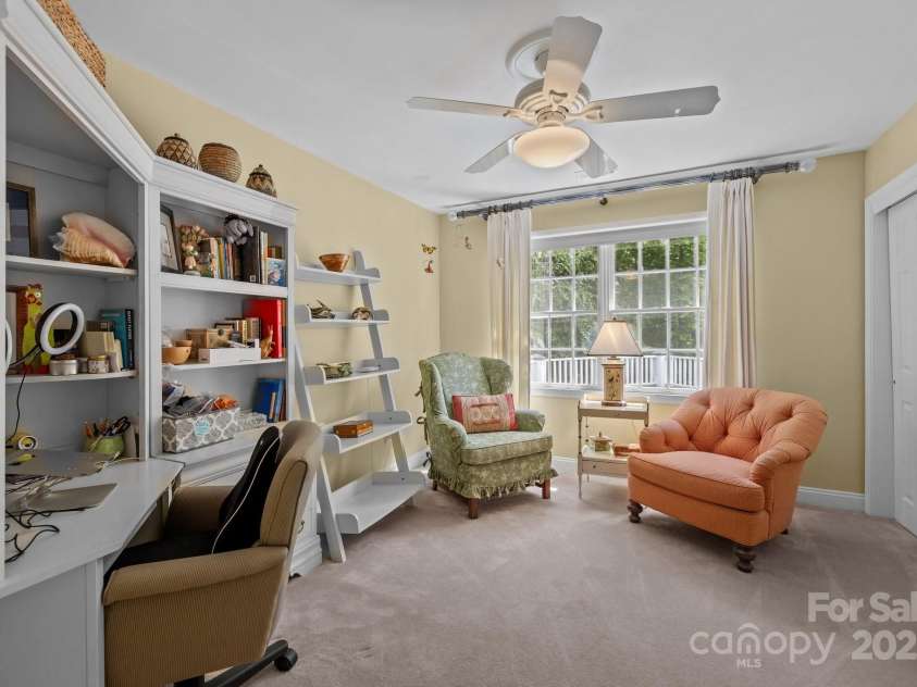 6914 Riesman Lane, Charlotte, NC 28210.  MLS# CAR4250968, YatesRealty ID 26944. 