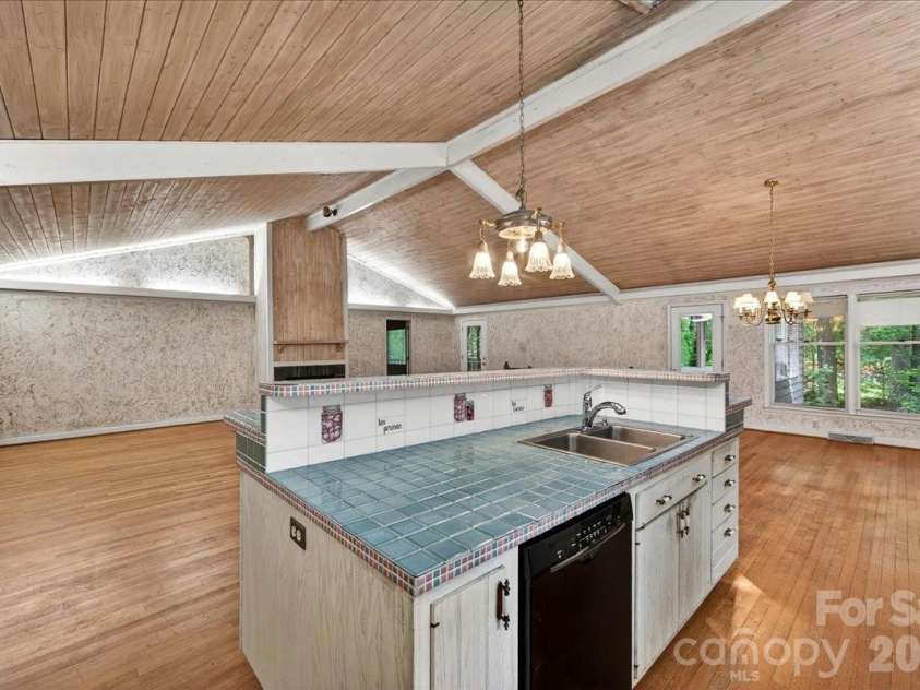 782 Bridgewood Drive, Rock Hill, SC 29732.  MLS# CAR4386903, YatesRealty ID 26944. 