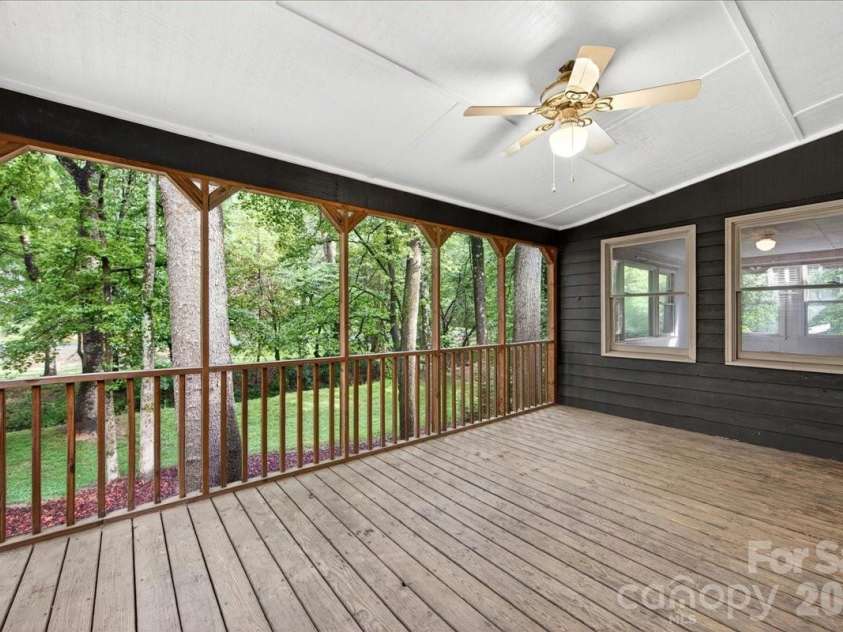 782 Bridgewood Drive, Rock Hill, SC 29732.  MLS# CAR4386903, YatesRealty ID 26944. 