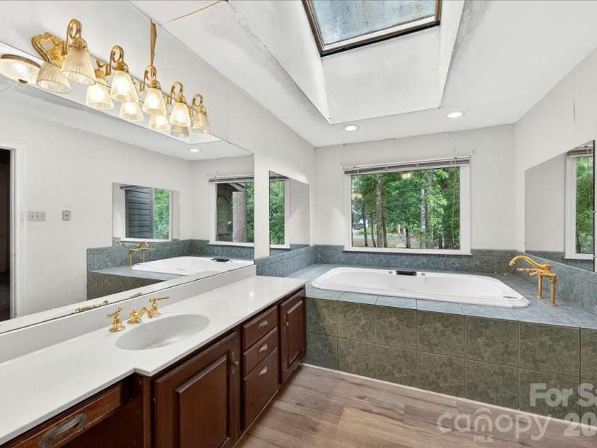 782 Bridgewood Drive, Rock Hill, SC 29732.  MLS# CAR4386903, YatesRealty ID 26944. 