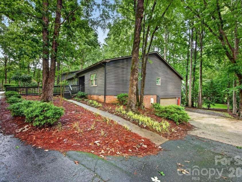 782 Bridgewood Drive, Rock Hill, SC 29732.  MLS# CAR4386903, YatesRealty ID 26944. 