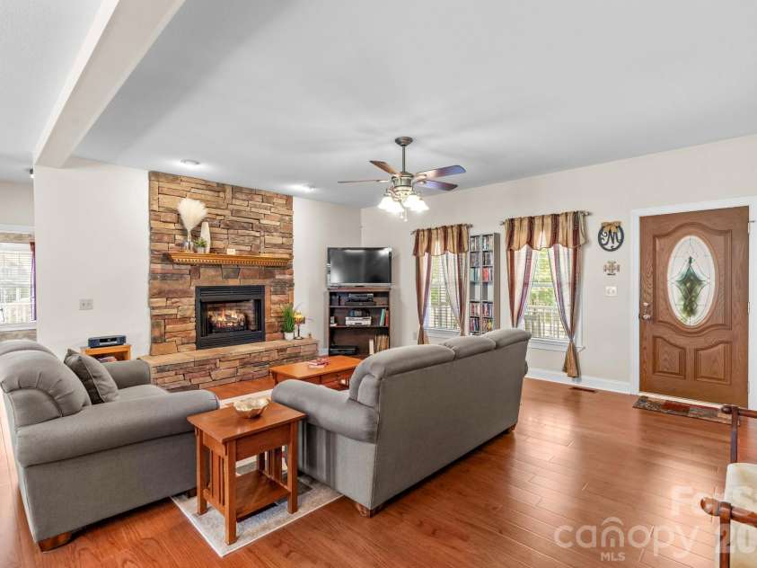 101 Devonshire Lane, Salisbury, NC 28146.  MLS# CAR4383089, YatesRealty ID 26945. 