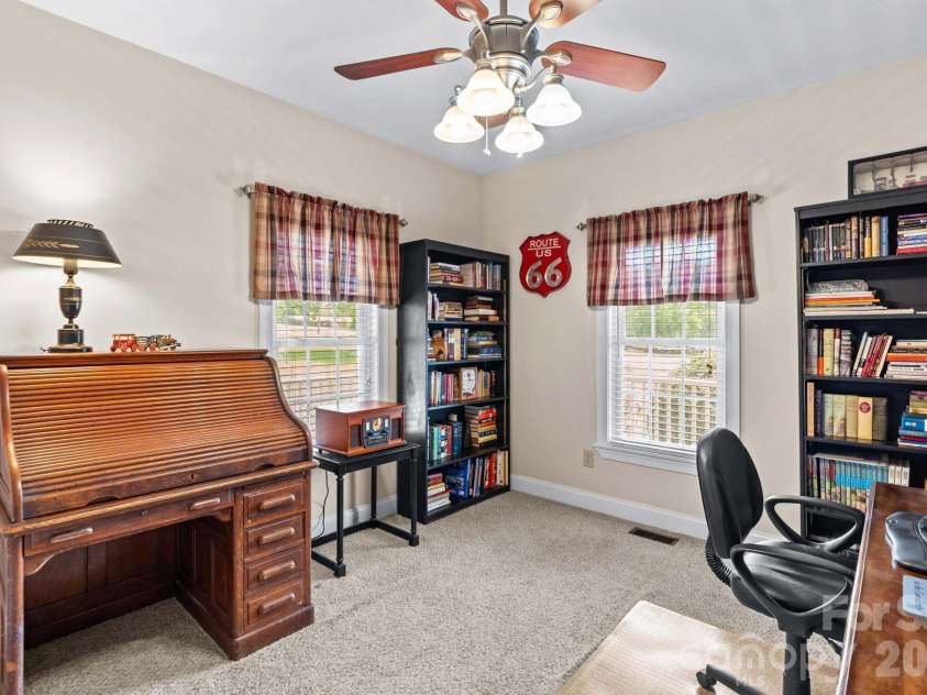 101 Devonshire Lane, Salisbury, NC 28146.  MLS# CAR4383089, YatesRealty ID 26945. 
