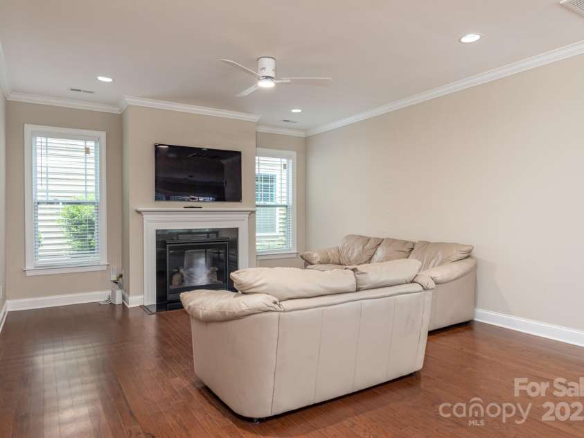 17745 Morehampton Avenue, Cornelius, NC 28031.  MLS# CAR4275439, YatesRealty ID 26945. 