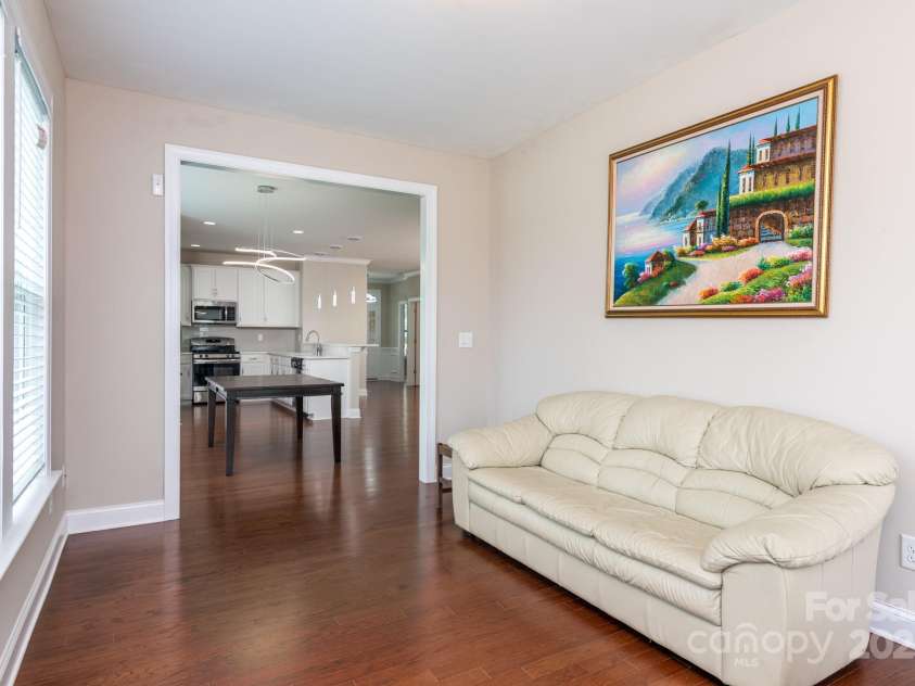 17745 Morehampton Avenue, Cornelius, NC 28031.  MLS# CAR4275439, YatesRealty ID 26945. 