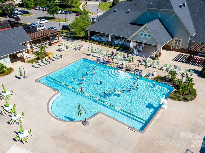 17745 Morehampton Avenue, Cornelius, NC 28031.  MLS# CAR4275439, YatesRealty ID 26945. 