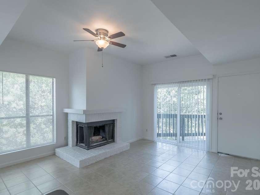 8216 Cedar Glen Drive, Charlotte, NC 28212.  MLS# CAR4386826, YatesRealty ID 26946. 