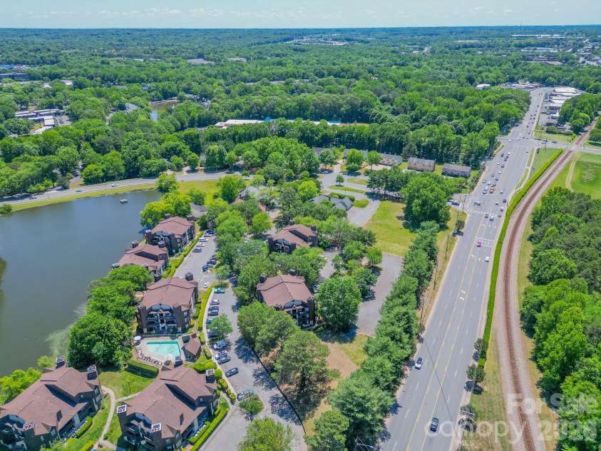 8216 Cedar Glen Drive, Charlotte, NC 28212.  MLS# CAR4386826, YatesRealty ID 26946. 