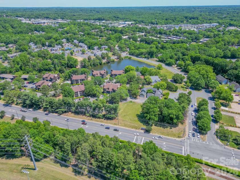 8216 Cedar Glen Drive, Charlotte, NC 28212.  MLS# CAR4386826, YatesRealty ID 26946. 