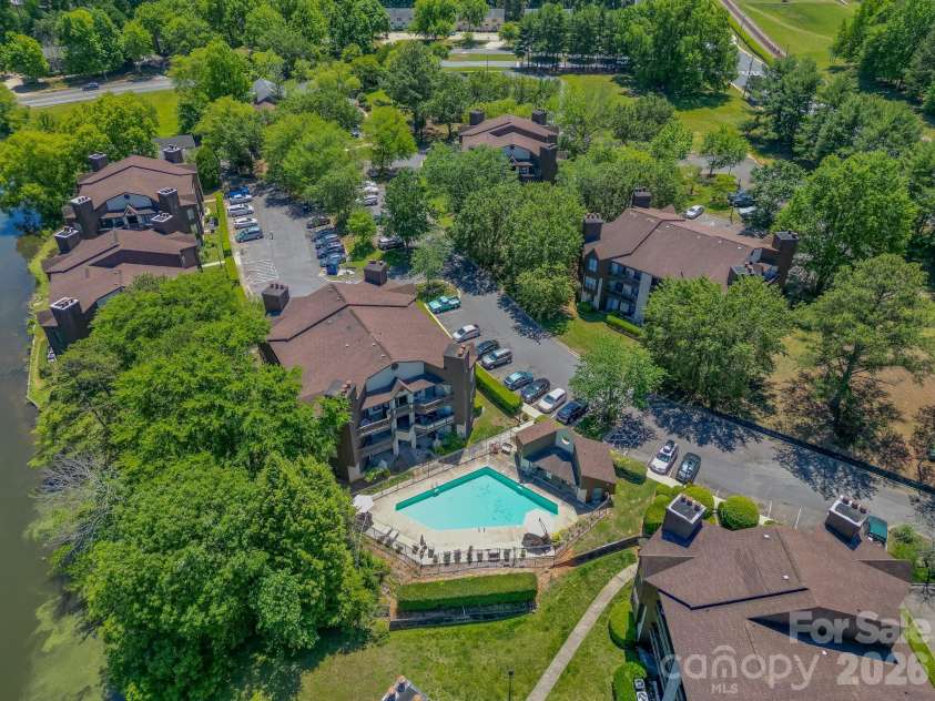 8216 Cedar Glen Drive, Charlotte, NC 28212.  MLS# CAR4386826, YatesRealty ID 26946. 