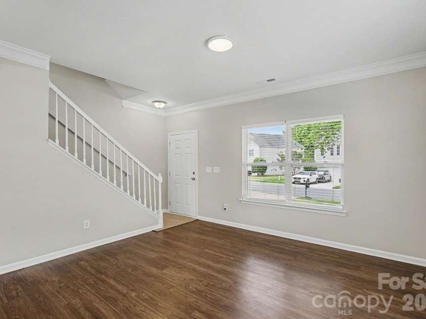5618 Stowe Derby Drive, Charlotte, NC 28278.  MLS# CAR4383450, YatesRealty ID 26947. 