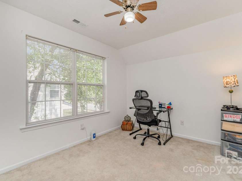 10506 Gold Pan Road, Charlotte, NC 28215.  MLS# CAR4280921, YatesRealty ID 26948. 