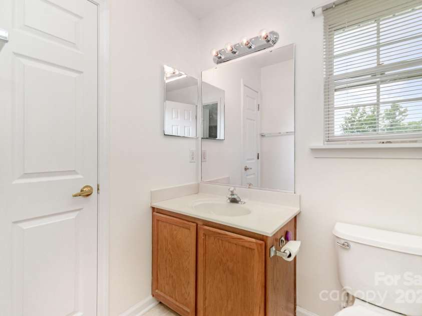 10506 Gold Pan Road, Charlotte, NC 28215.  MLS# CAR4280921, YatesRealty ID 26948. 