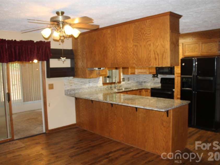 3505 Nelson Lane, Morganton, NC 28655.  MLS# CAR4386370, YatesRealty ID 26948. 