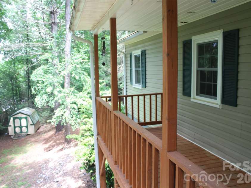 3505 Nelson Lane, Morganton, NC 28655.  MLS# CAR4386370, YatesRealty ID 26948. 