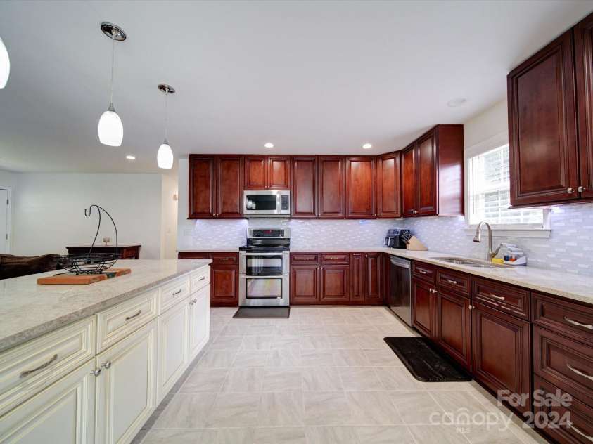 4616 Canal Road, Marshville, NC 28103.  MLS# CAR4183086, YatesRealty ID 2695. 