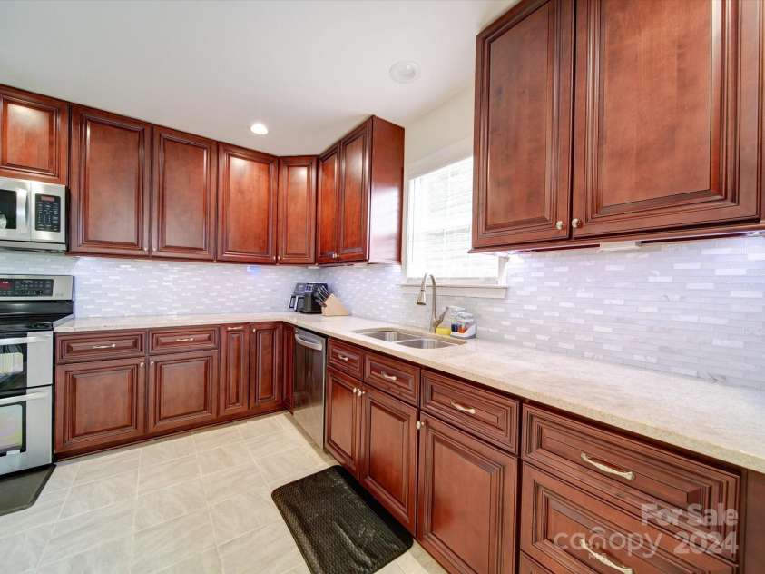 4616 Canal Road, Marshville, NC 28103.  MLS# CAR4183086, YatesRealty ID 2695. 