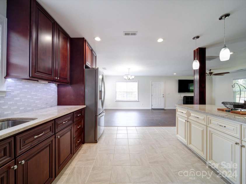 4616 Canal Road, Marshville, NC 28103.  MLS# CAR4183086, YatesRealty ID 2695. 