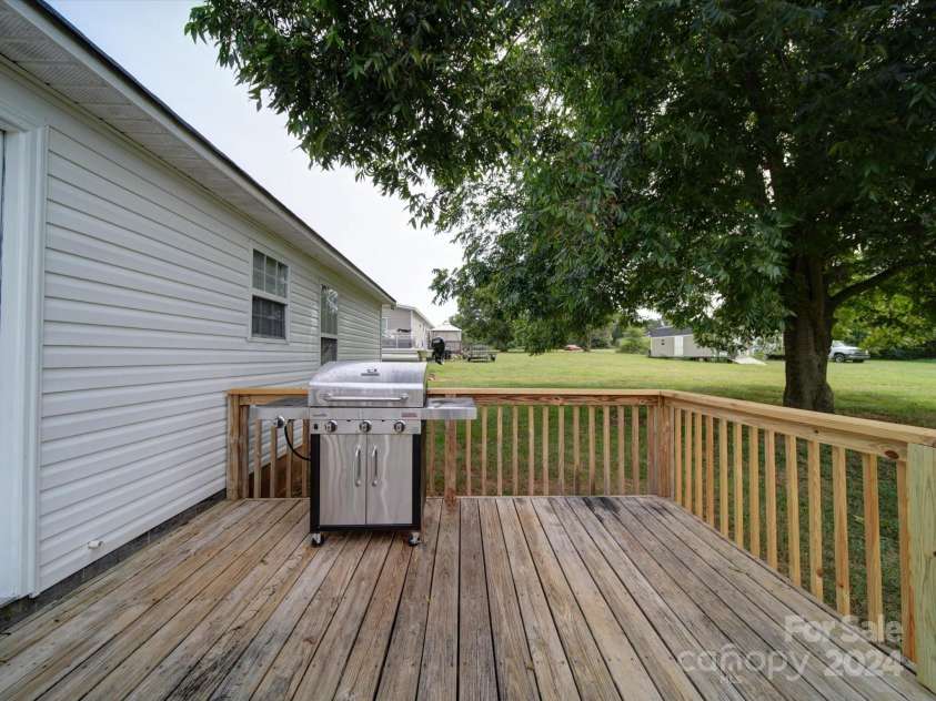 4616 Canal Road, Marshville, NC 28103.  MLS# CAR4183086, YatesRealty ID 2695. 