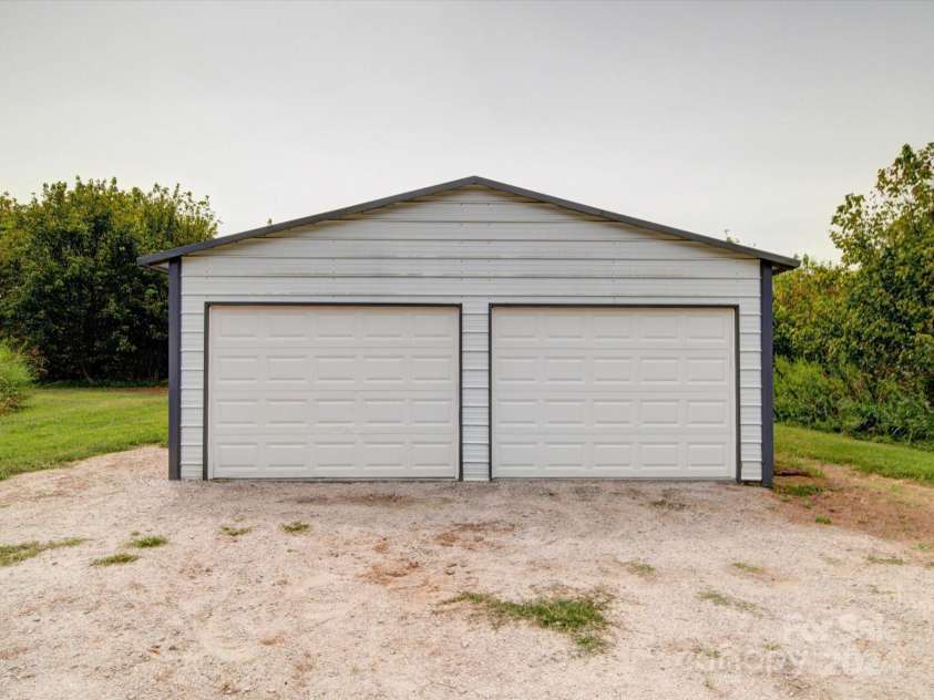 4616 Canal Road, Marshville, NC 28103.  MLS# CAR4183086, YatesRealty ID 2695. 