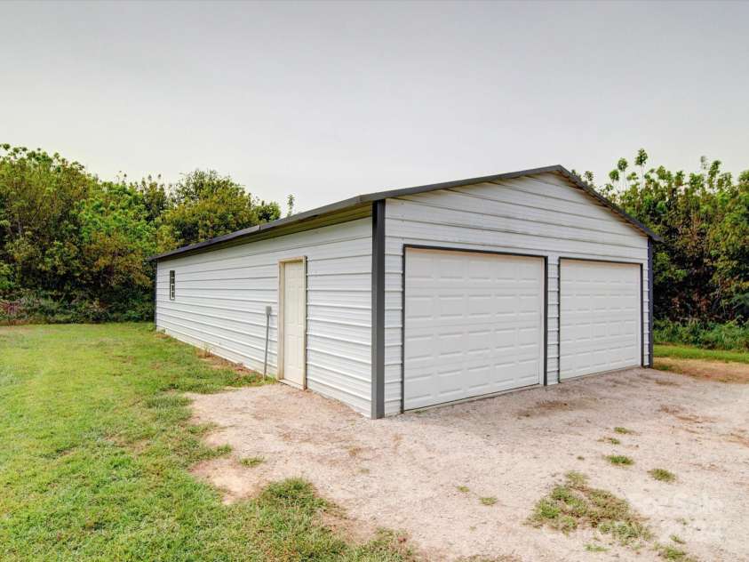 4616 Canal Road, Marshville, NC 28103.  MLS# CAR4183086, YatesRealty ID 2695. 