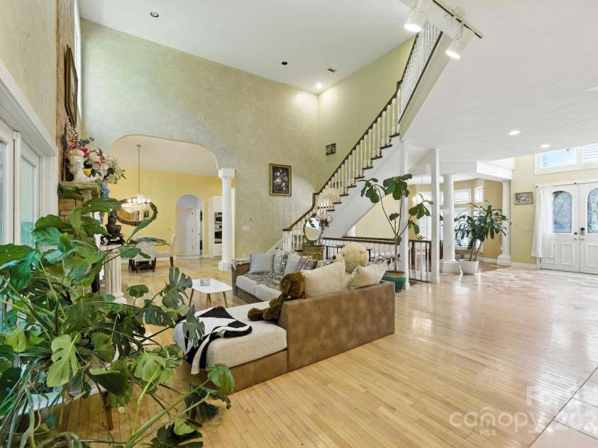 652 Avery Creek Road, Arden, NC 28704.  MLS# CAR4282113, YatesRealty ID 2695. 