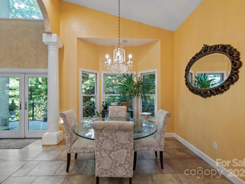 652 Avery Creek Road, Arden, NC 28704.  MLS# CAR4282113, YatesRealty ID 2695. 