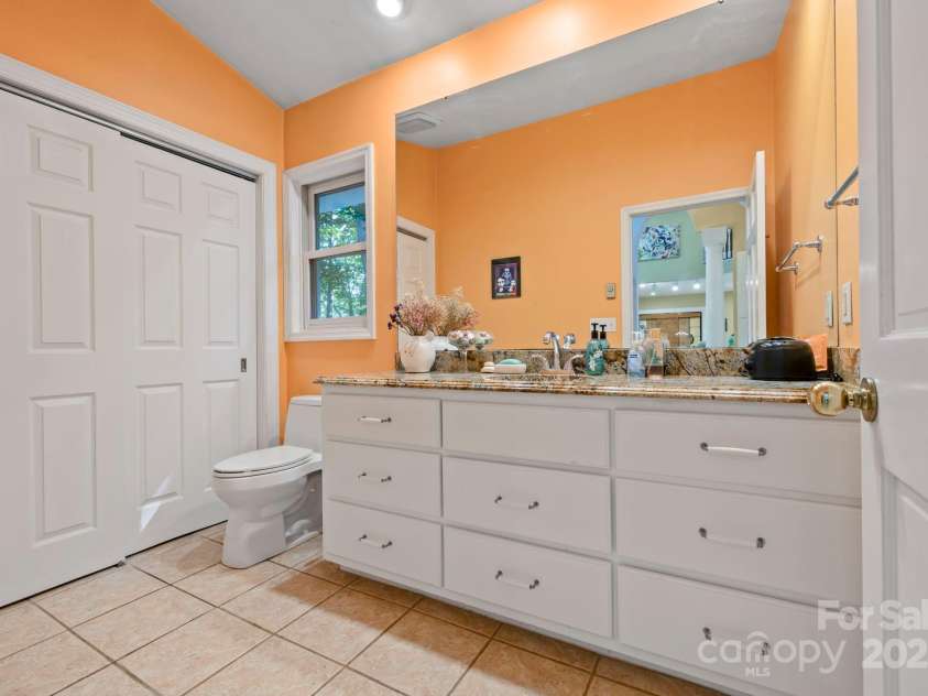 652 Avery Creek Road, Arden, NC 28704.  MLS# CAR4282113, YatesRealty ID 2695. 