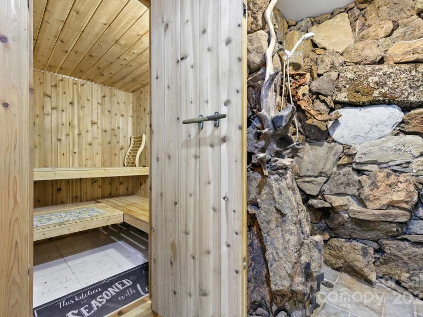 652 Avery Creek Road, Arden, NC 28704.  MLS# CAR4282113, YatesRealty ID 2695. 