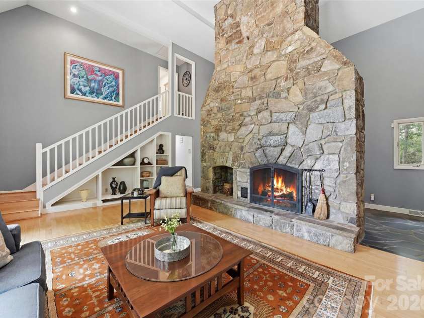 3091 US 441 Highway, Sylva, NC 28779.  MLS# CAR4388513, YatesRealty ID 26950. 