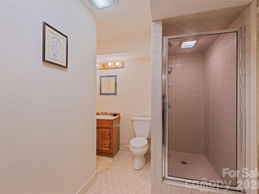 3091 US 441 Highway, Sylva, NC 28779.  MLS# CAR4388513, YatesRealty ID 26950. 