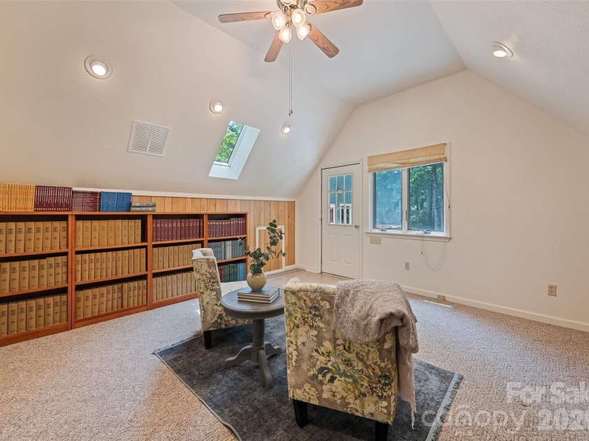 3091 US 441 Highway, Sylva, NC 28779.  MLS# CAR4388513, YatesRealty ID 26950. 