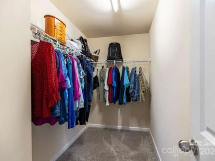 159 Saye Place, Mooresville, NC 28115.  MLS# CAR4255738, YatesRealty ID 26952. Primary Bedroom Walk-in Closet