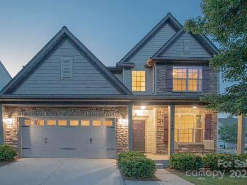 159 Saye Place, Mooresville, NC 28115.  MLS# CAR4255738, YatesRealty ID 26952. Welcome Home
