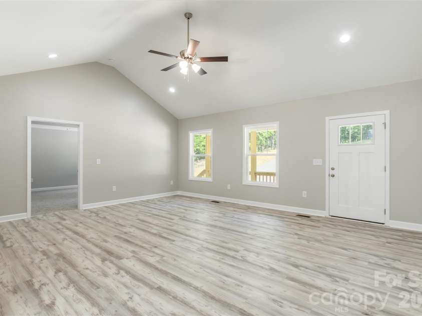 1630 Riddle Road, Clover, SC 29710.  MLS# CAR4388573, YatesRealty ID 26952. 