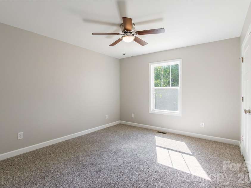 1630 Riddle Road, Clover, SC 29710.  MLS# CAR4388573, YatesRealty ID 26952. 