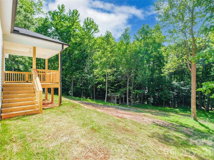 1630 Riddle Road, Clover, SC 29710.  MLS# CAR4388573, YatesRealty ID 26952. 