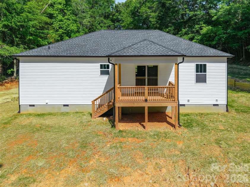 1630 Riddle Road, Clover, SC 29710.  MLS# CAR4388573, YatesRealty ID 26952. 